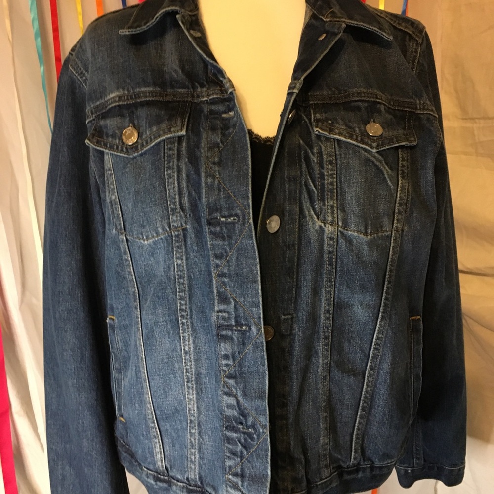 Gap size large jean jacket